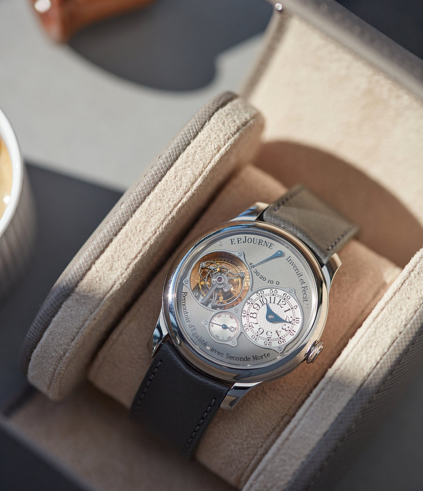 Tourbillon Souverain | Seconde Morte | Platinum