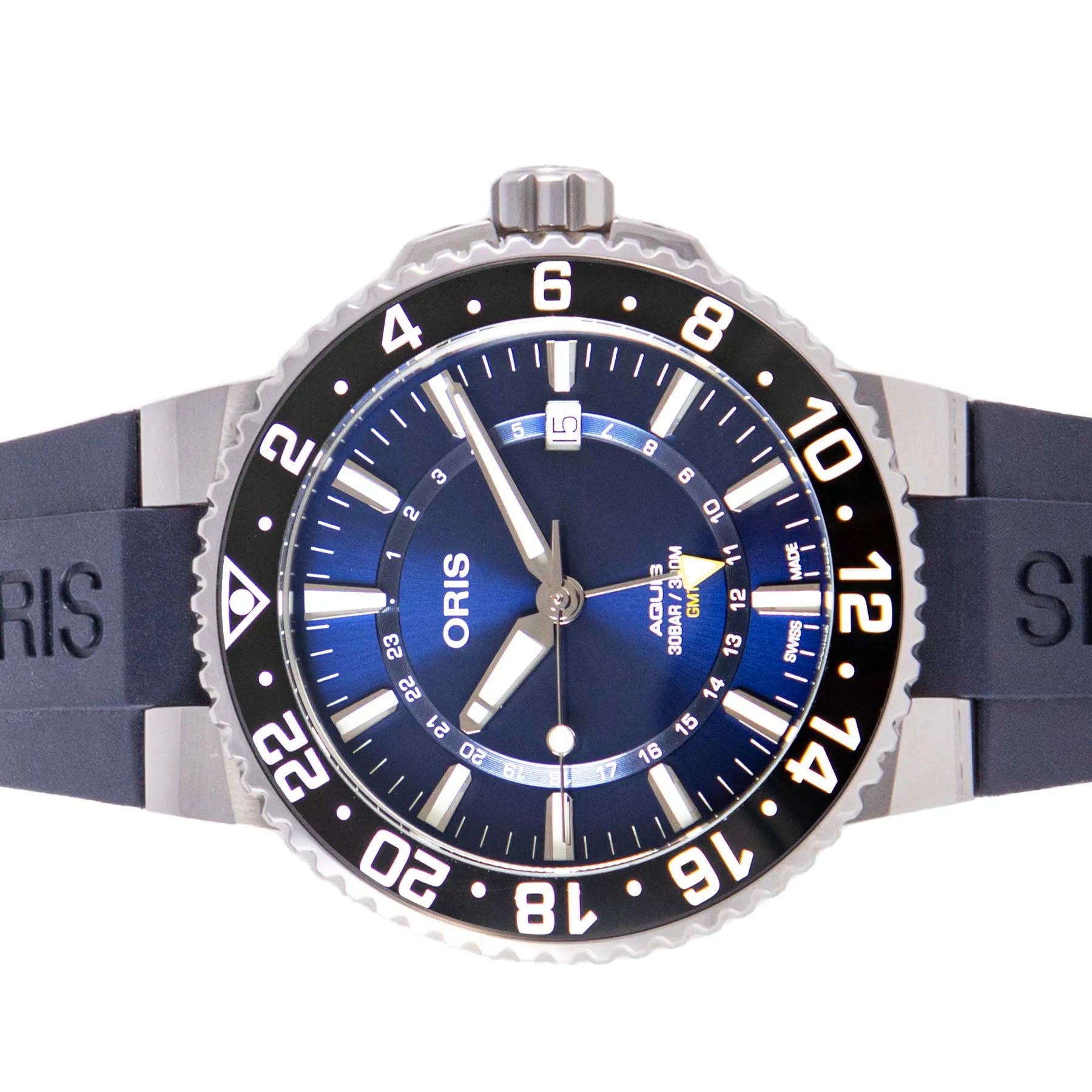 Aquis GMT Date