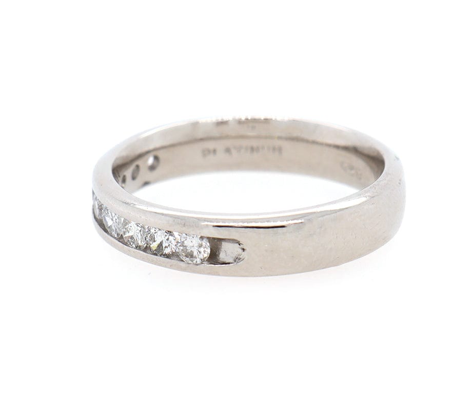 0.25ctw Diamond Channel Set Wedding Band Ring in Platinum