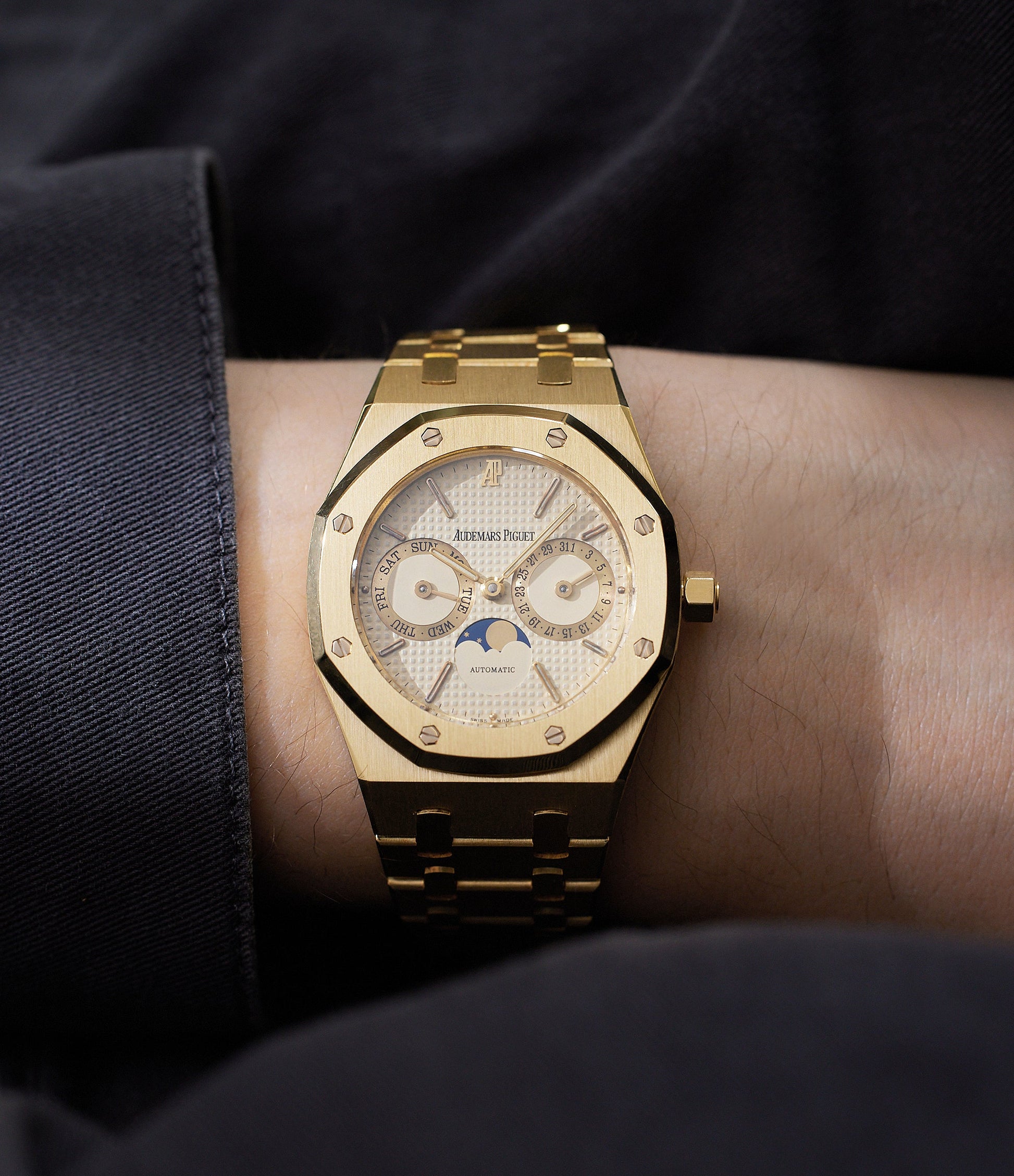 25594BA |  Royal Oak | Yellow Gold