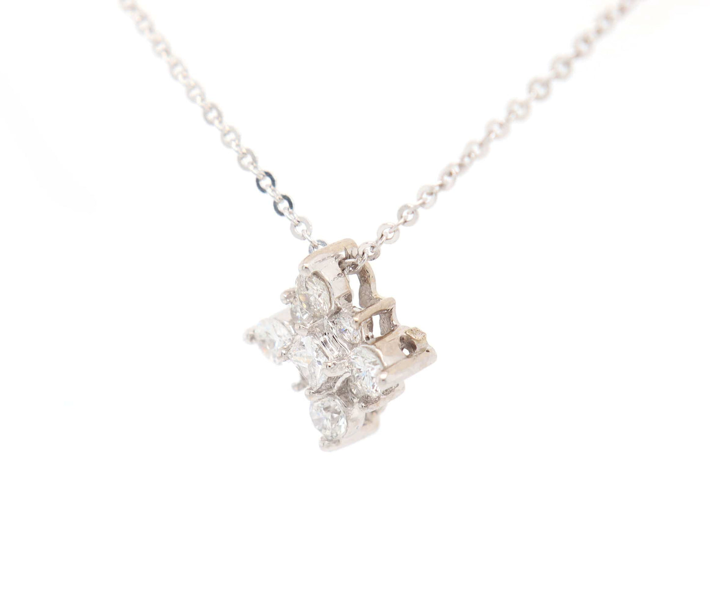 0.65ctw Round Diamond Cluster Pendant Necklace in 14K