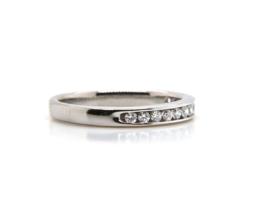 0.25ctw Diamond Channel Set Wedding Band Ring in 14K