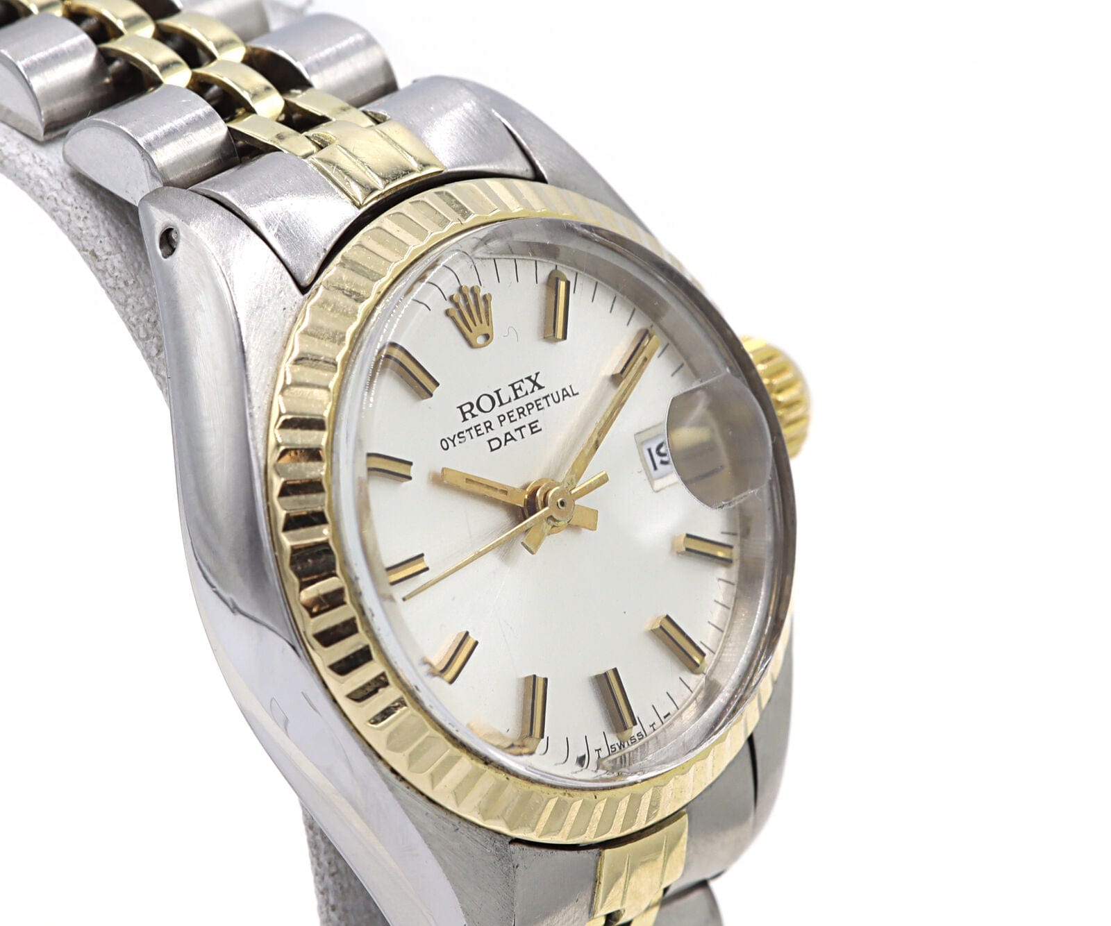 1981 Rolex Oyster Date 6917 26MM Silver Stick Dial Ladies Watch