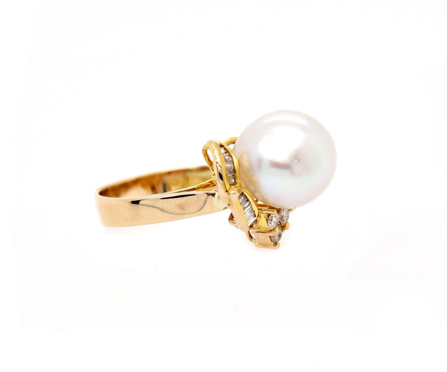 11.50MM South Sea Pearl and 0.25ctw Diamond Ring in 14K