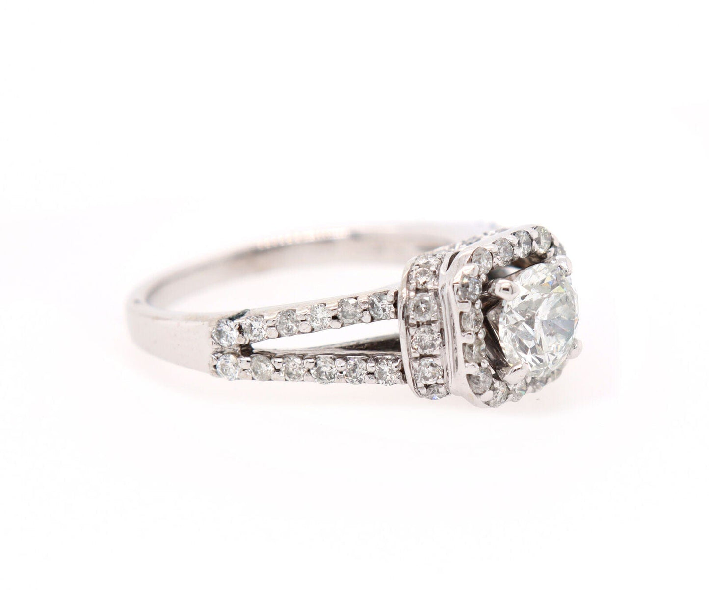 1.00ctw Round Diamond Cushion Frame Engagement Ring in 14K