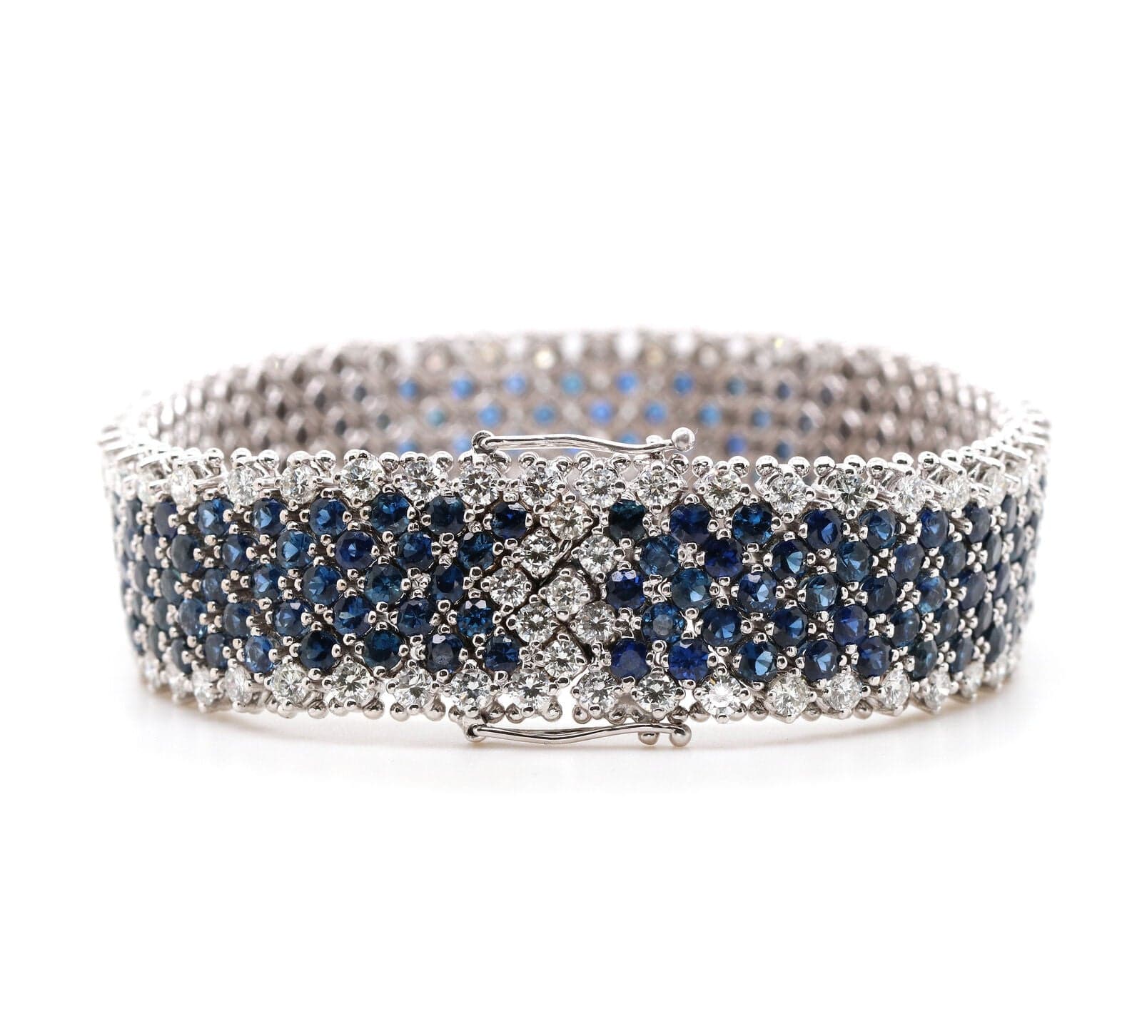 25.0ctw Round Sapphire and 7.00ctw Round Diamond Bracelet in 18K