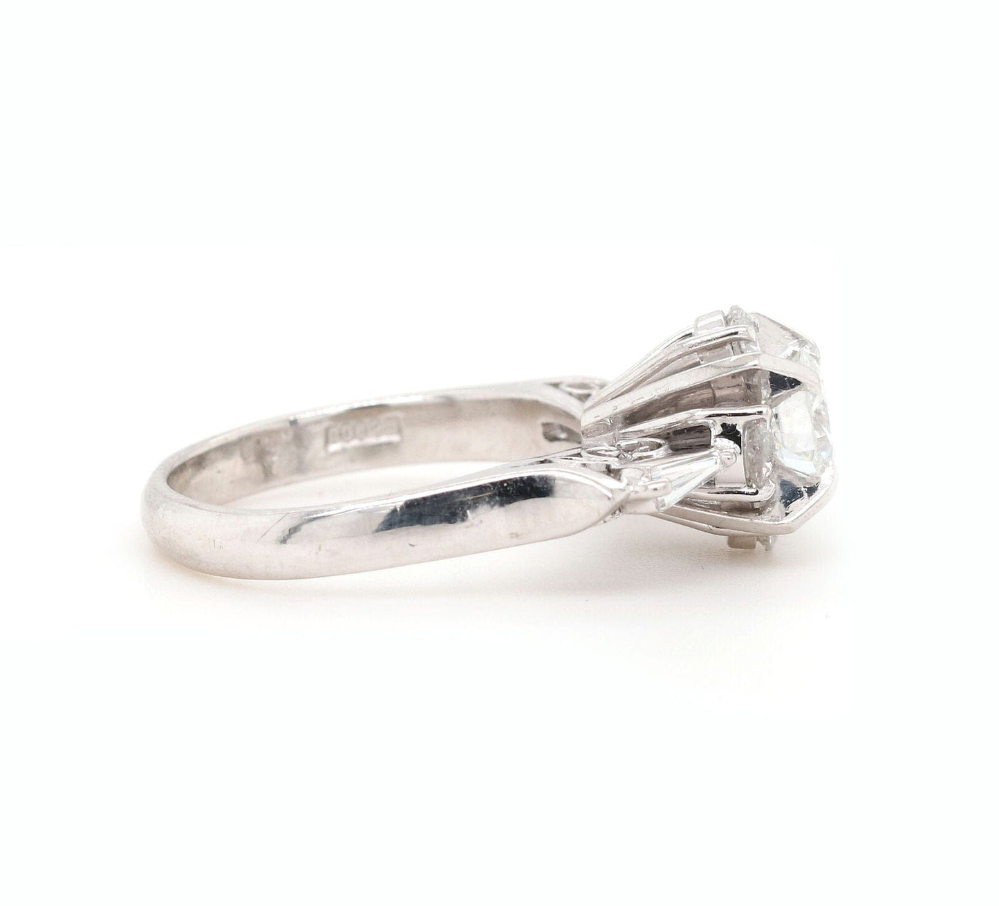 1.19ctw Round and Baguette Diamond Retro Style Ring in Platinum