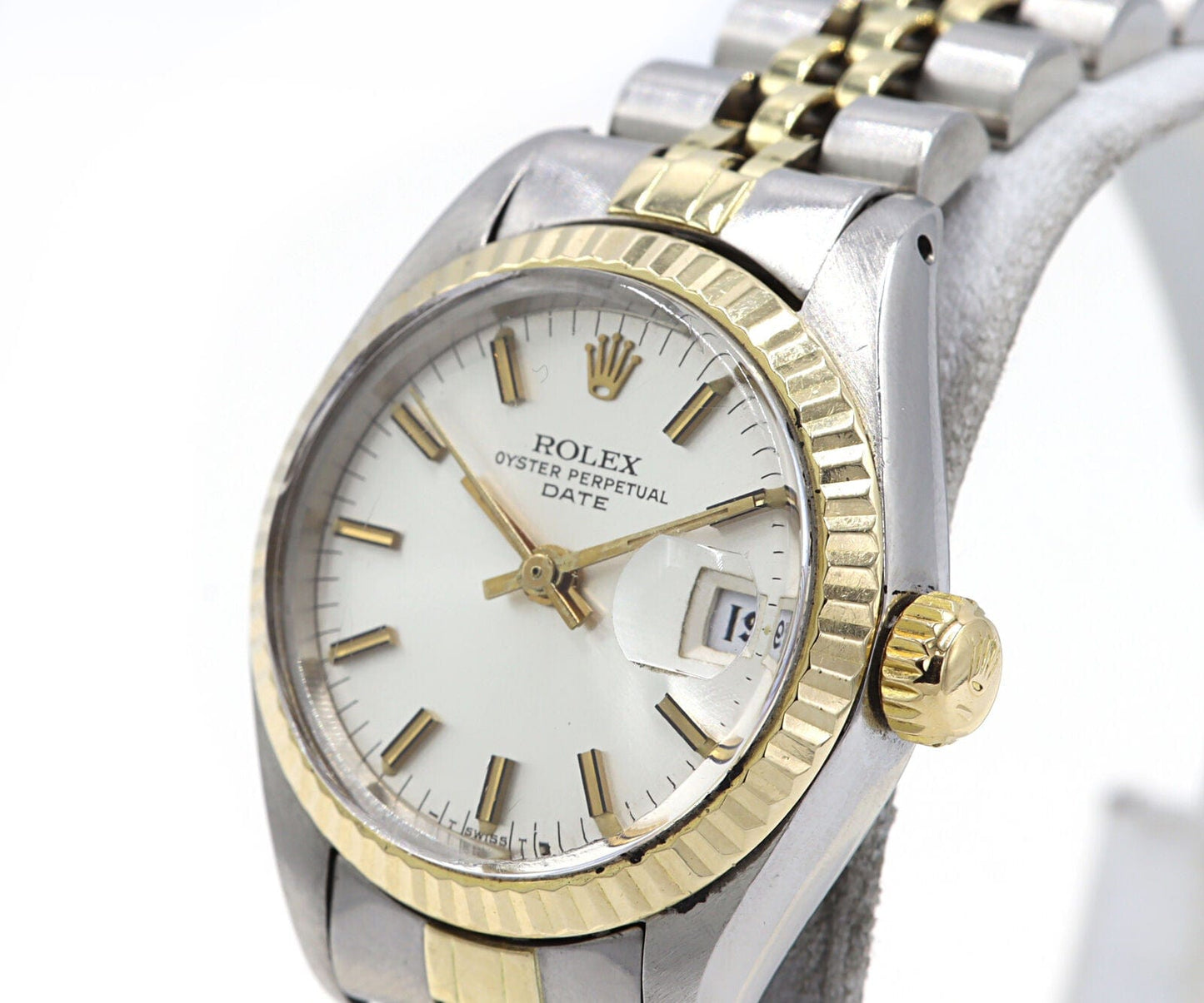 1981 Rolex Oyster Date 6917 26MM Silver Stick Dial Ladies Watch