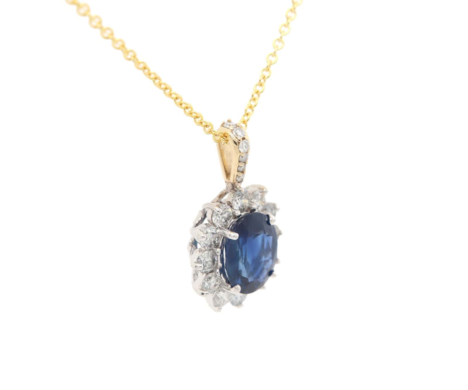 2.75ct Oval Sapphire and 0.40ctw Diamond Frame Pendant Necklace in 14K