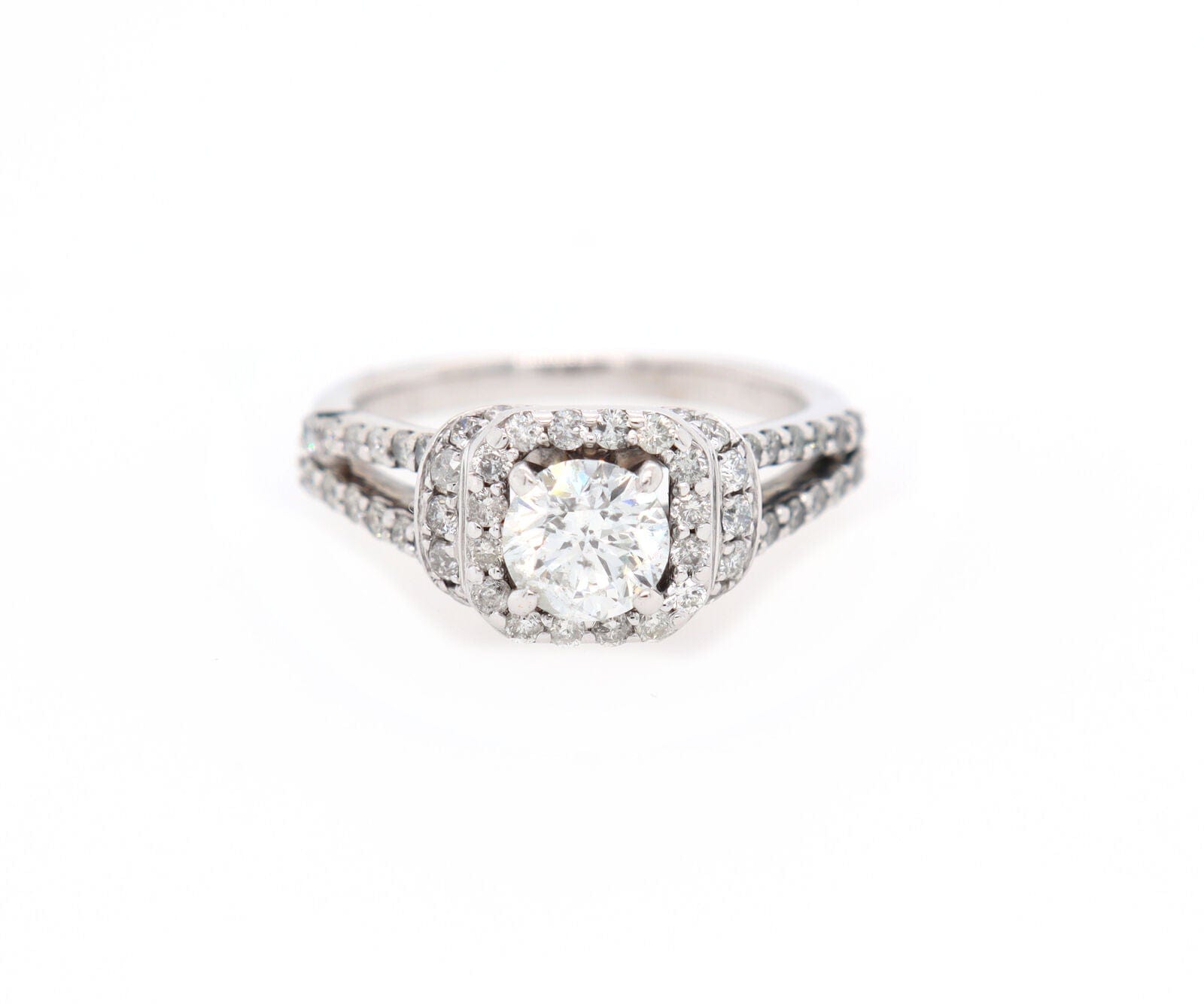 1.00ctw Round Diamond Cushion Frame Engagement Ring in 14K