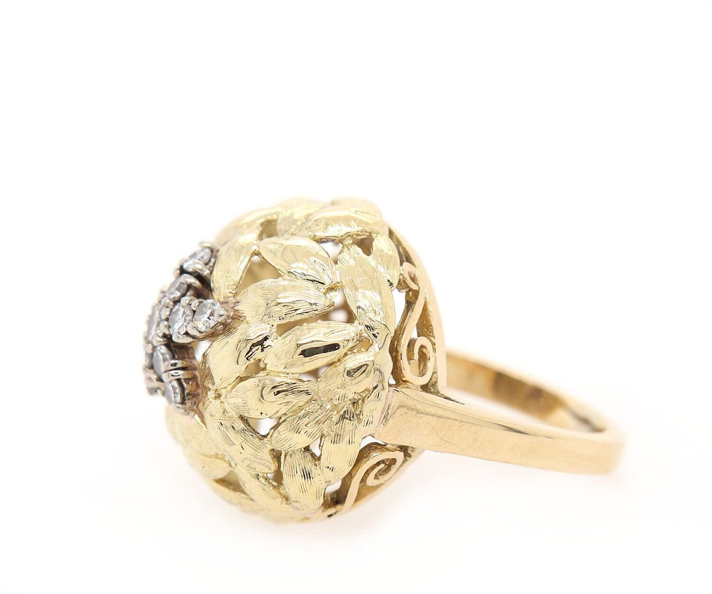 0.30ctw Diamond Leaf Dome Ring in 18K