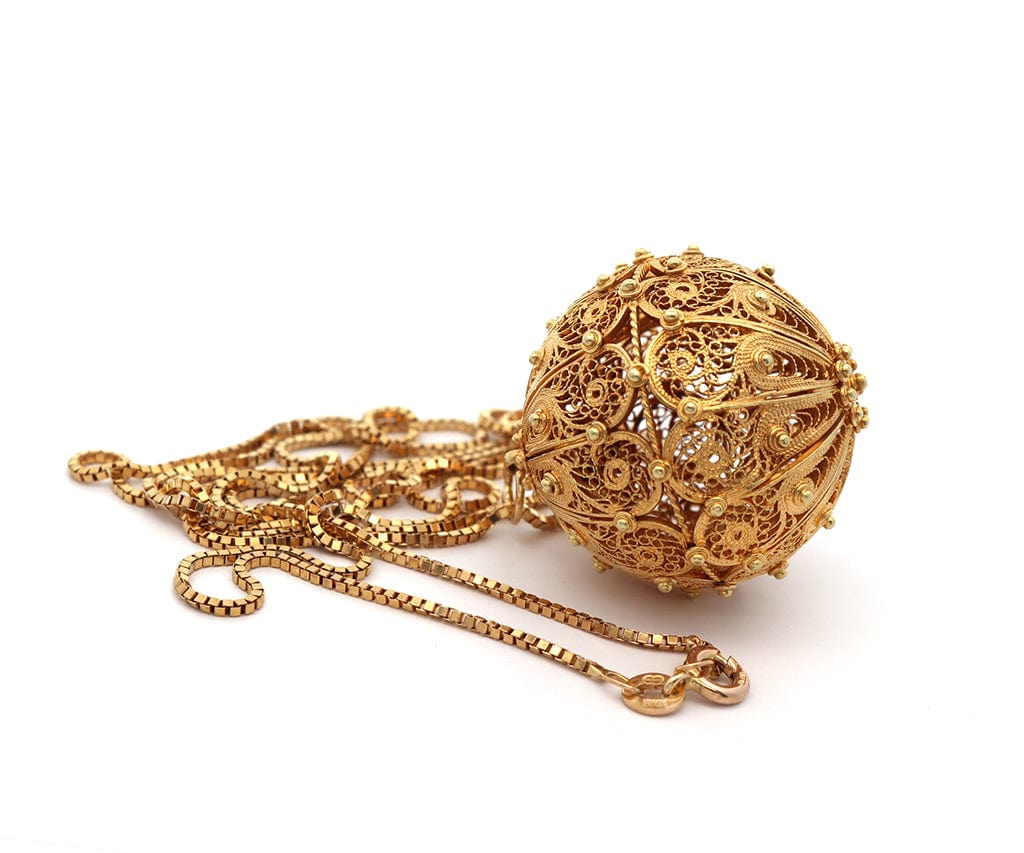 Vintage Hollow Filigree Ball Pendant Necklace in 14K