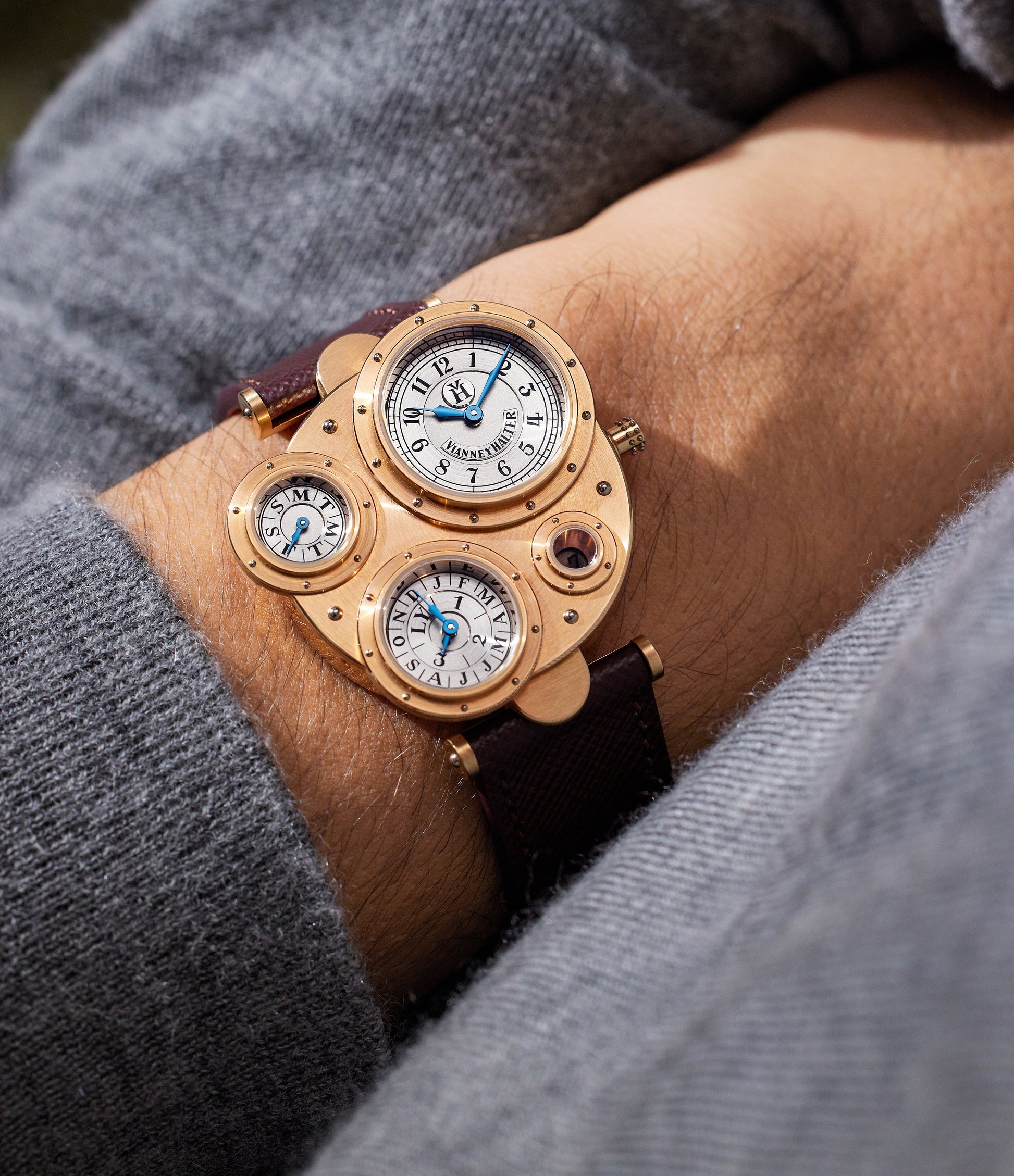 Antiqua Perpetual Calendar | Rose Gold