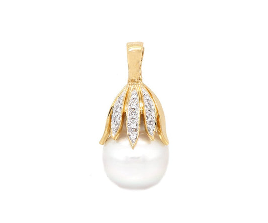 13.50MM Cultured South Sea Pearl and 0.10ctw Diamond Enhancer Pendant in 18K