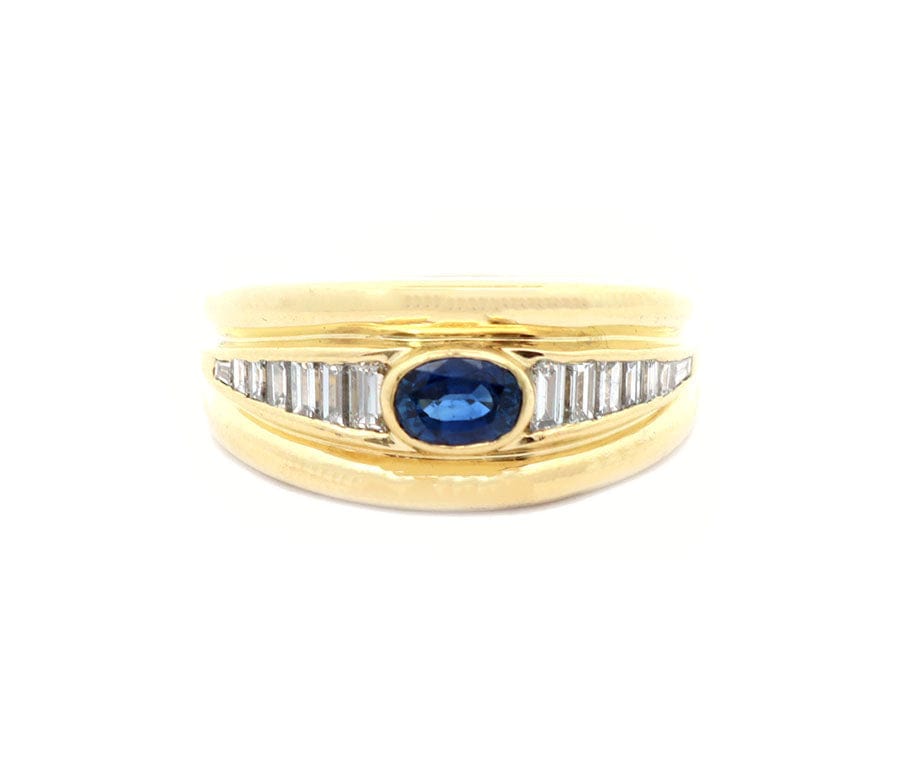 0.50ct Oval Sapphire and 0.45ctw Baguette Diamond Ring in 18K