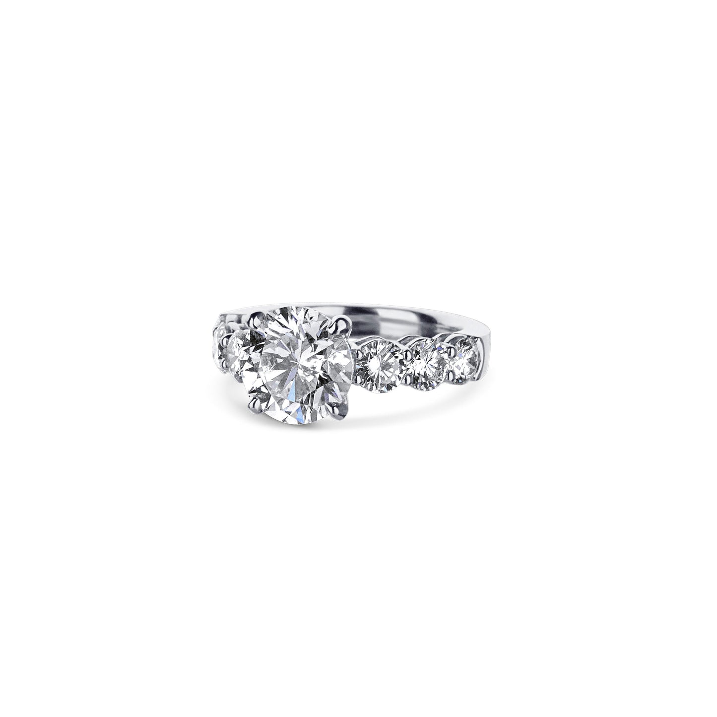 18K White Gold Round Diamond Engagement Ring