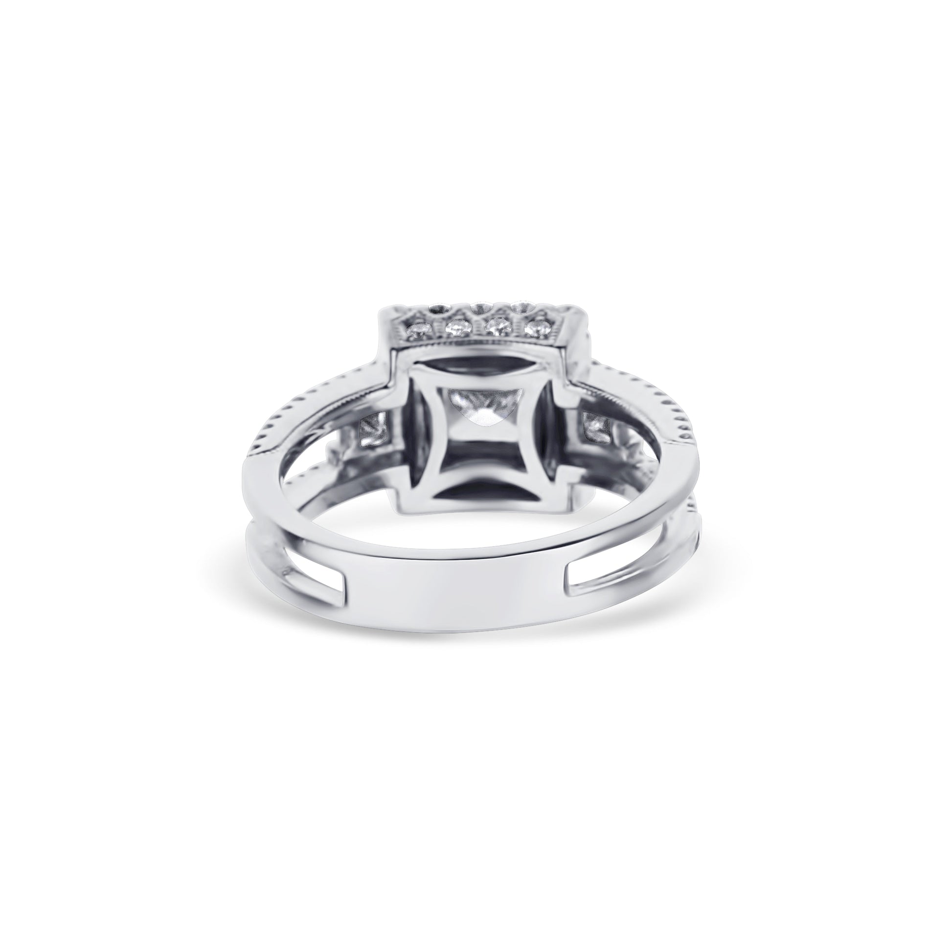 18K White Gold Princess Cut Halo Diamond Ring