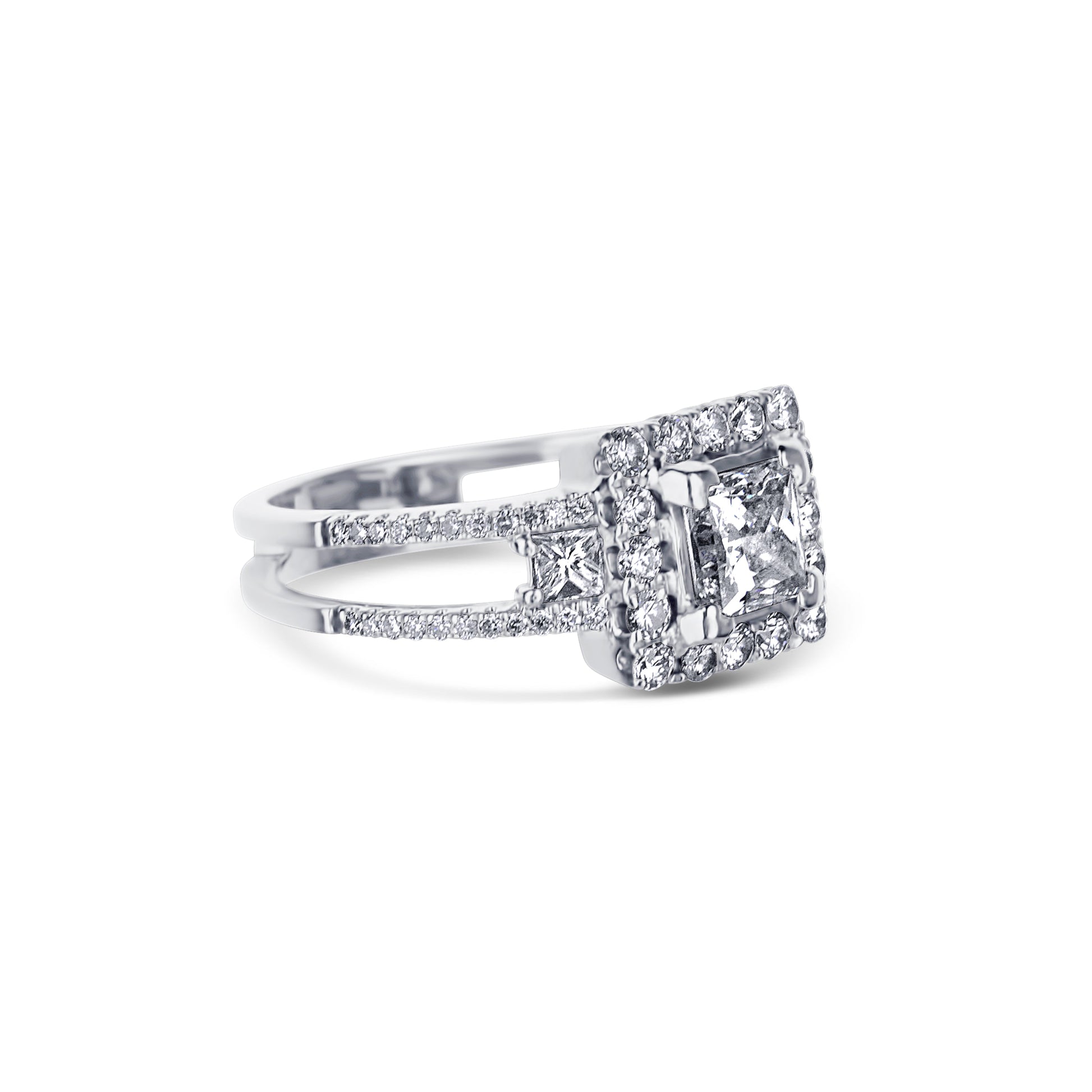 18K White Gold Princess Cut Halo Diamond Ring