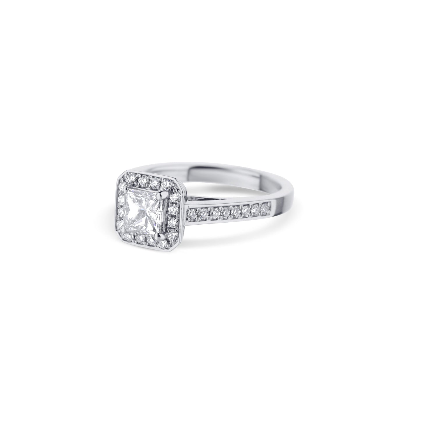 18K White Gold Ring With Princess Cut Diamond And Halo