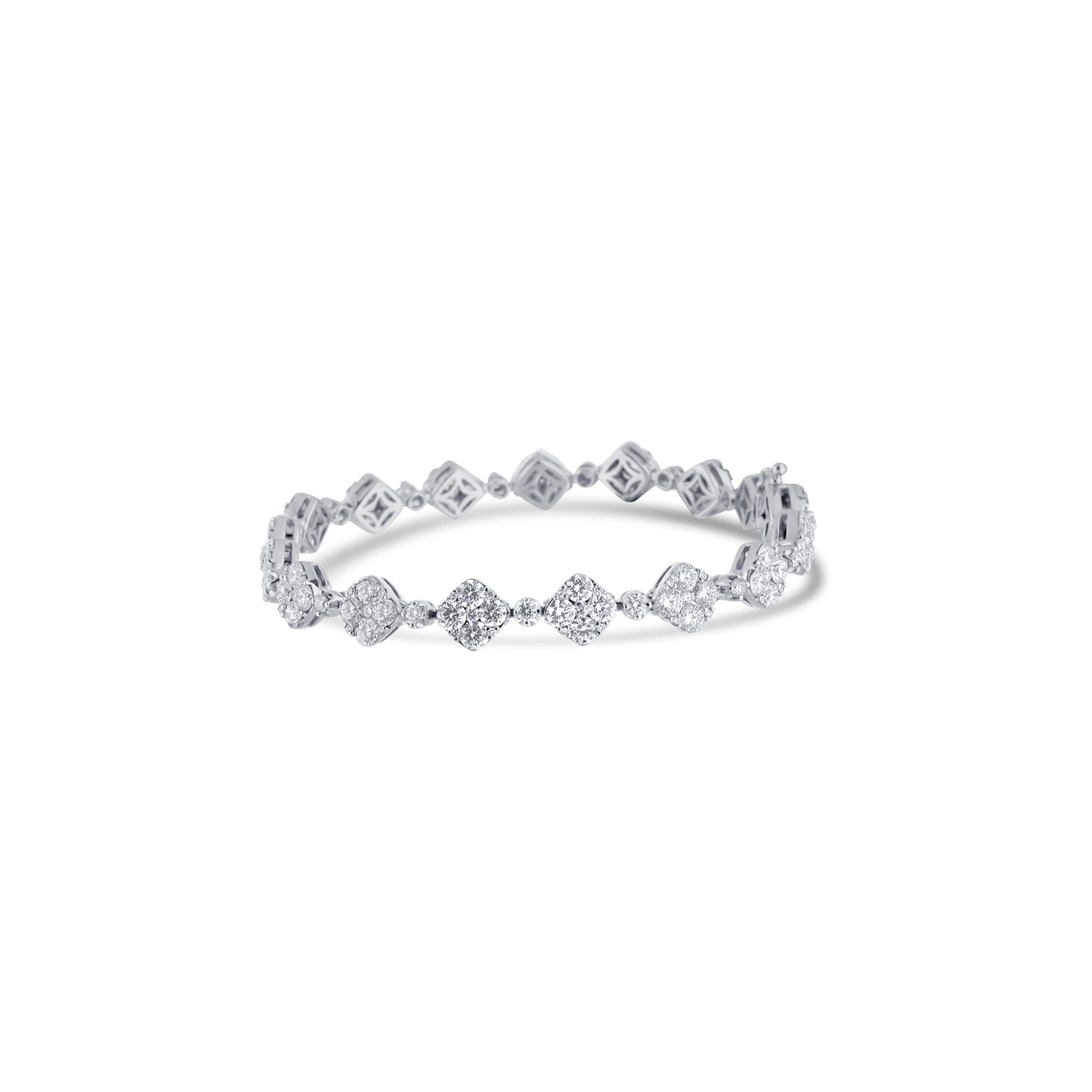 18K White Gold Diamond Shaped Setting Bracelet