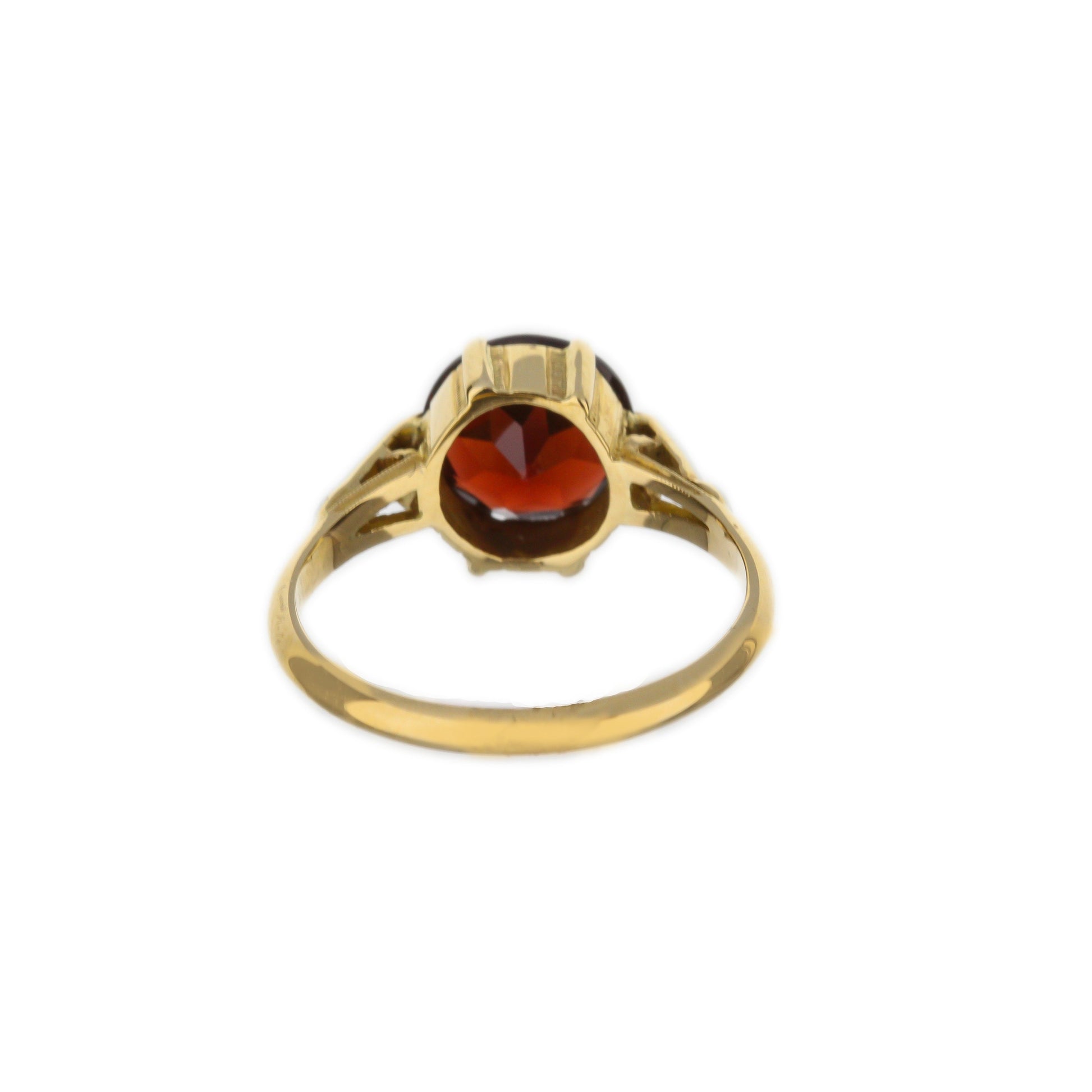 18K Yellow Gold Garnet Single Cut Ring