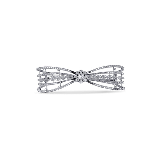 18K White Gold Antique Diamond Bow Pin