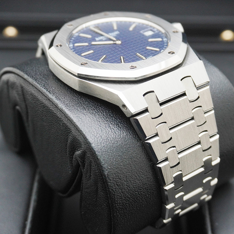 Audemars Piguet Royal Oak "Jumbo" Extra-Thin 39mm 15202ST.OO.0944ST.03 Blue Dial Pre-Owned