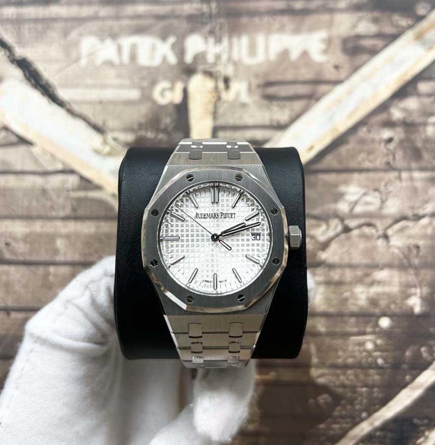 Audemars Piguet Royal Oak "50th Anniversary" 37mm 15550ST.OO.1356ST.01 White Dial