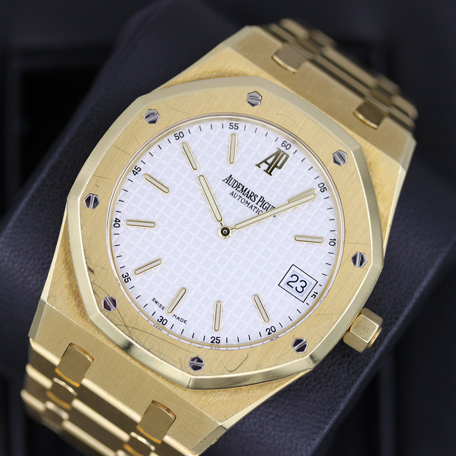 Audemars Piguet Royal Oak "Jumbo" Extra-Thin 39mm 15202BA White Dial Pre-Owned