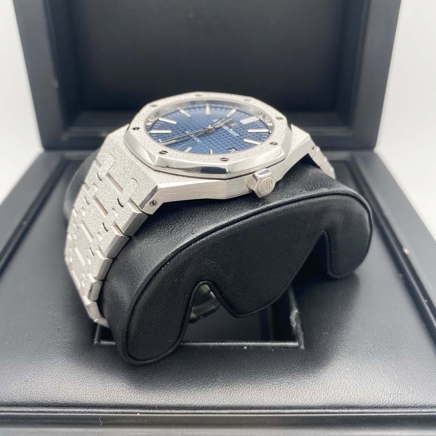 Audemars Piguet Limited Edition Royal Oak Frosted 41mm 15410BC Blue Dial Pre-Owned