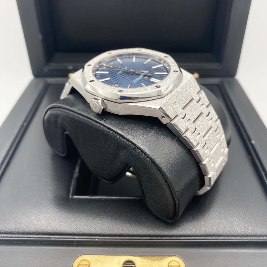 Audemars Piguet Limited Edition Royal Oak Frosted 41mm 15410BC Blue Dial Pre-Owned