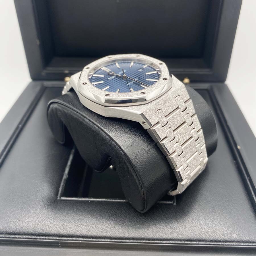 Audemars Piguet Limited Edition Royal Oak Frosted 41mm 15410BC Blue Dial Pre-Owned