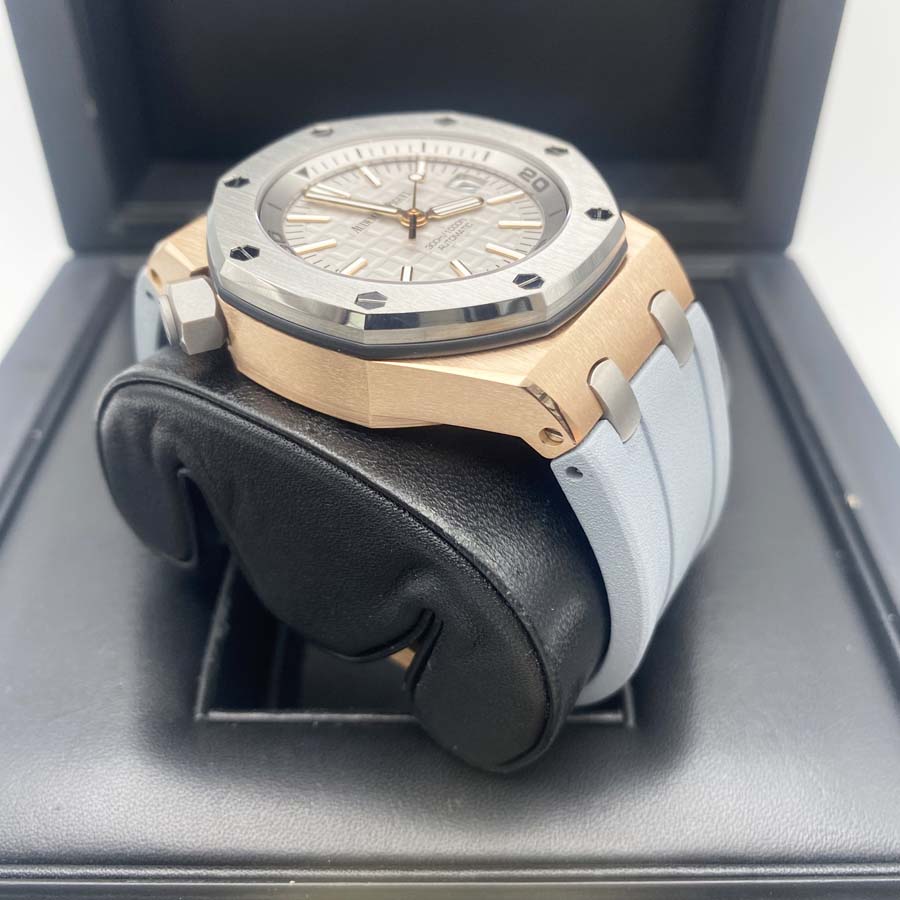 Audemars Piguet Limited Edition Japan Royal Oak Offshore Diver 15711IO 42mm Grey Dial Pre-Owned