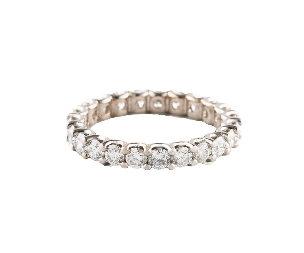 1.55ctw Round Diamond Shared Prong Eternity Wedding Band Ring in 14K