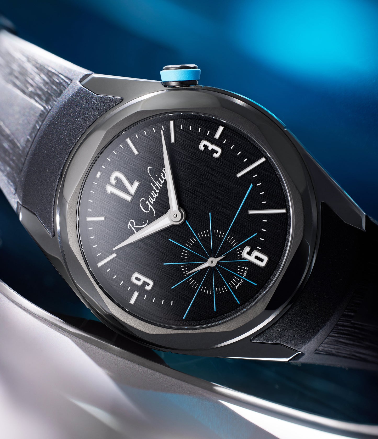 Titanium Edition Four | MON00541 | Titanium