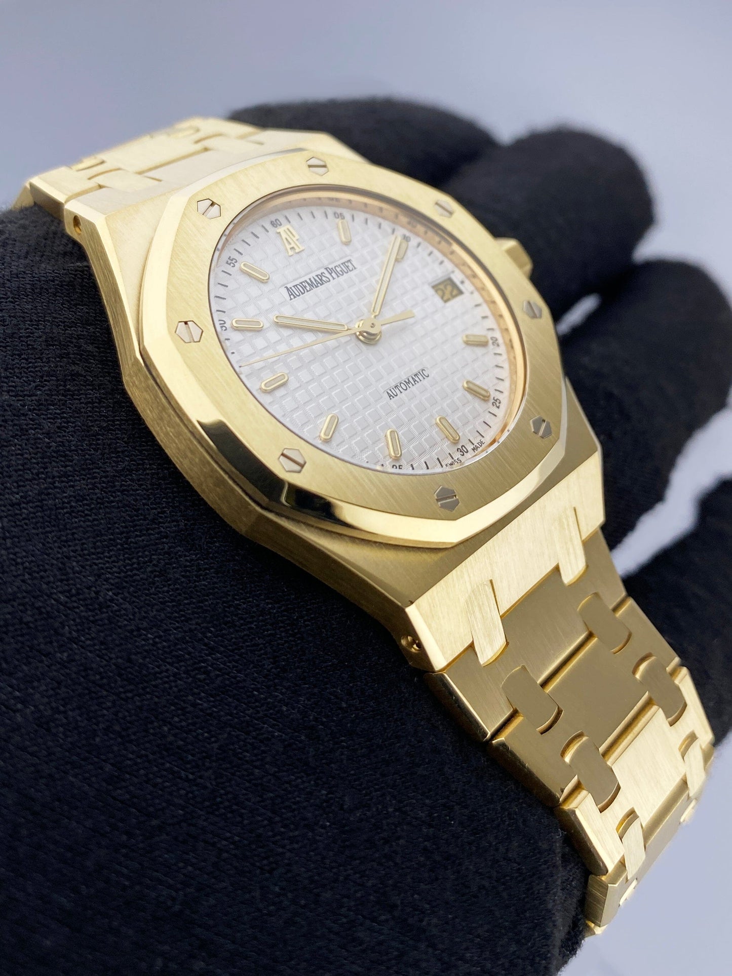 Audemars Piguet Royal Oak 14790BA 18K Yellow Gold Mens Watch