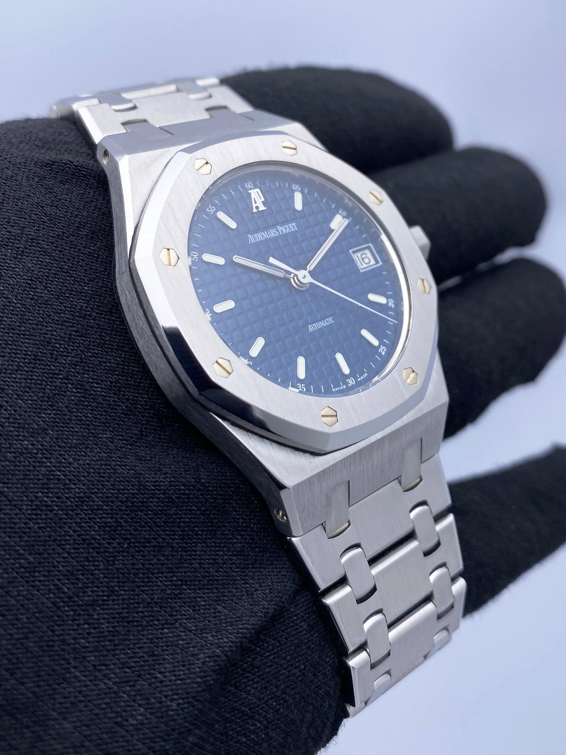 Audemars Piguet Royal Oak 14790ST Blue Dial Mens Watch