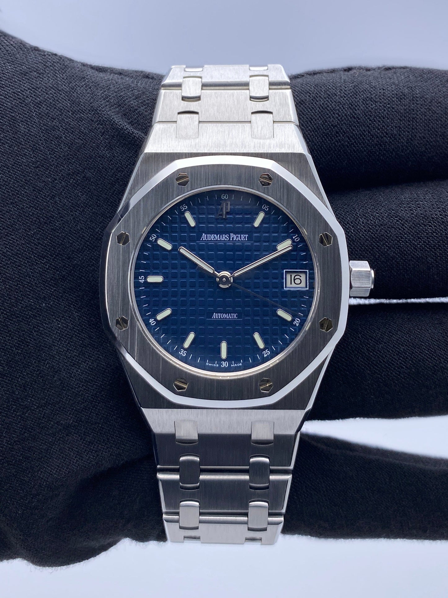 Audemars Piguet Royal Oak 14790ST Blue Dial Mens Watch