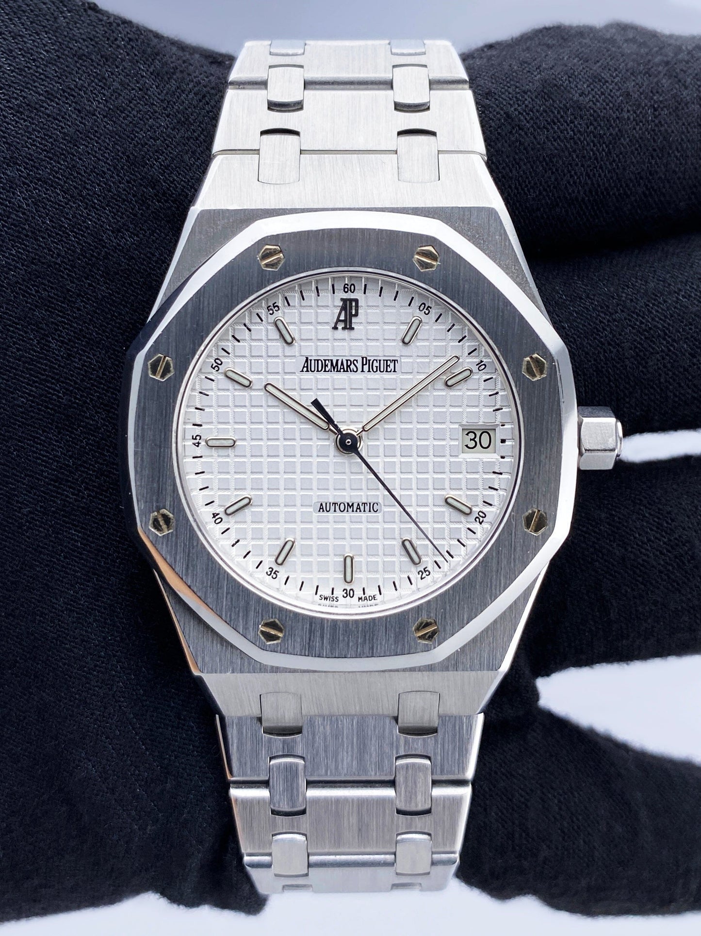 Audemars Piguet Royal Oak 14790ST White Dial Mens Watch