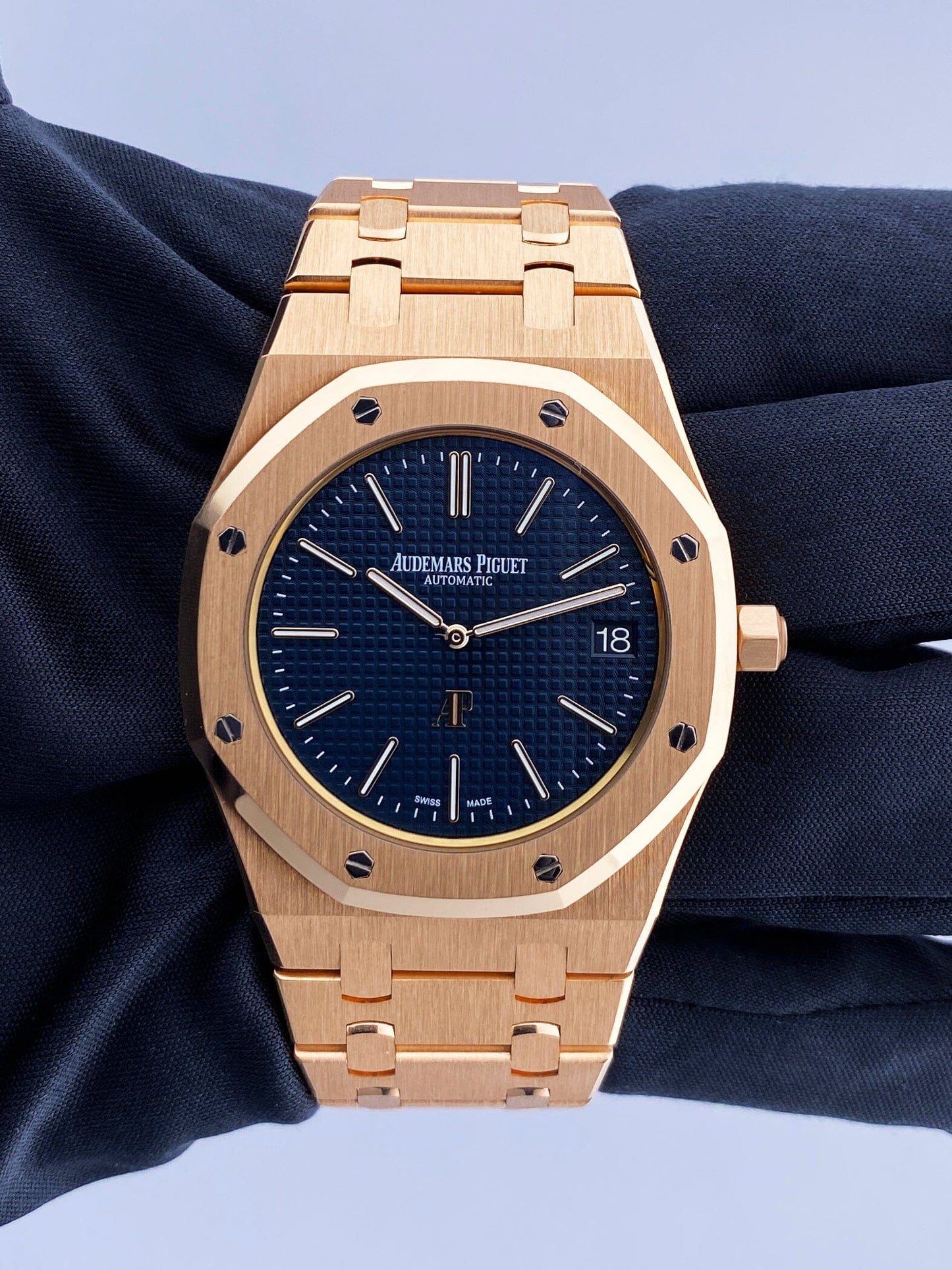 Audemars Piguet Royal Oak 152020OR 18K Rose Gold Mens Watch Box Papers