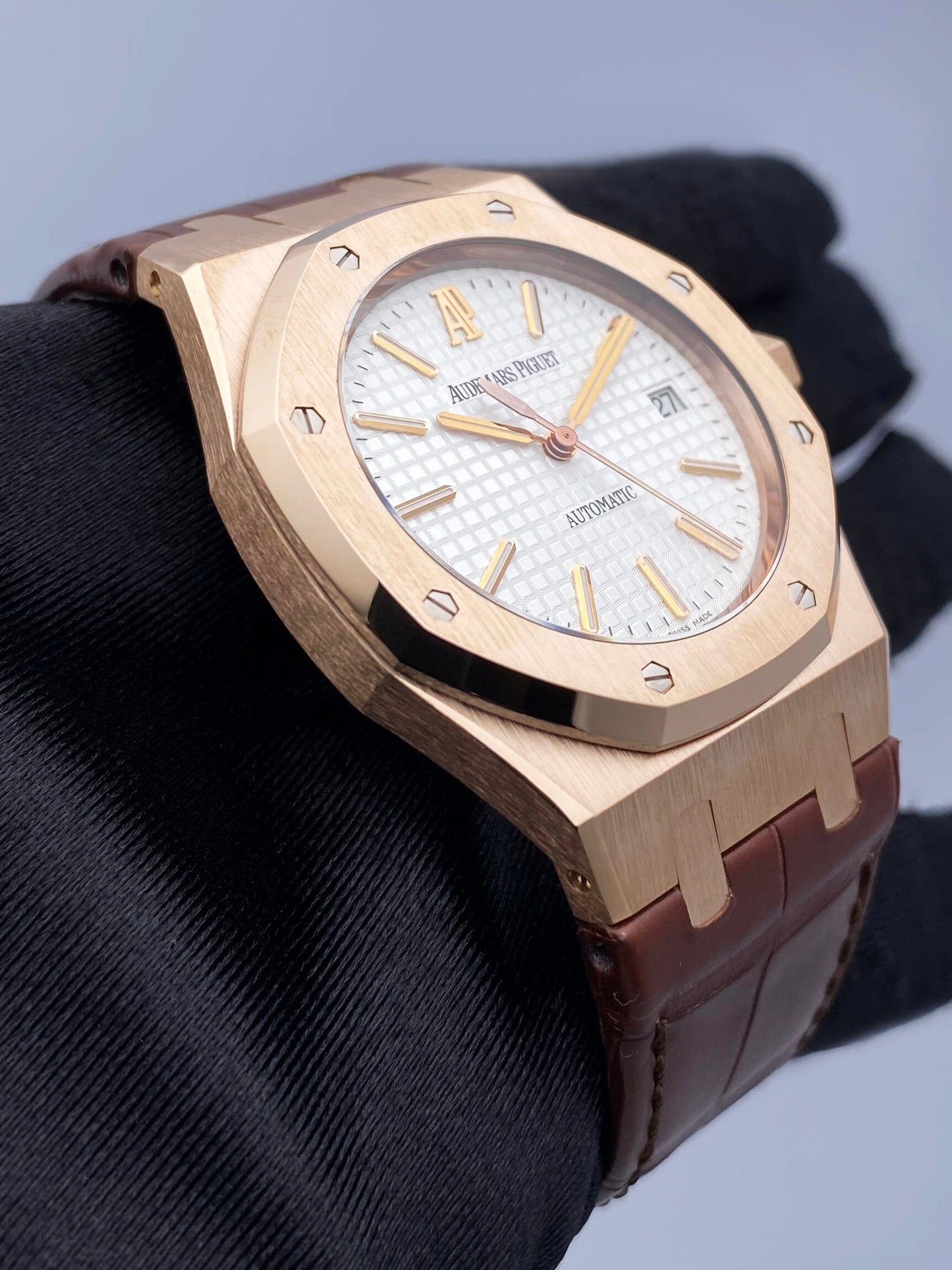 Audemars Piguet Royal Oak 15300OR White Dial Mens Watch