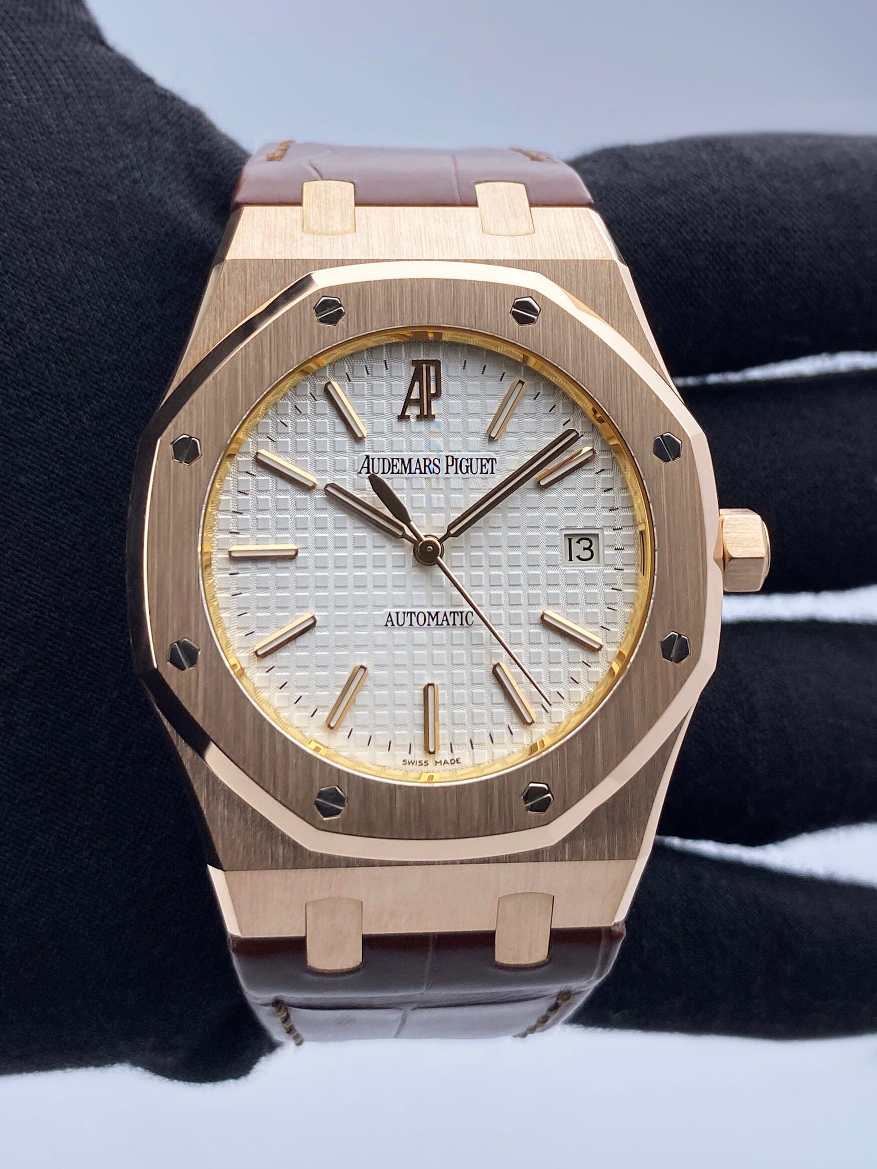 Audemars Piguet Royal Oak 15300OR White Dial Mens Watch