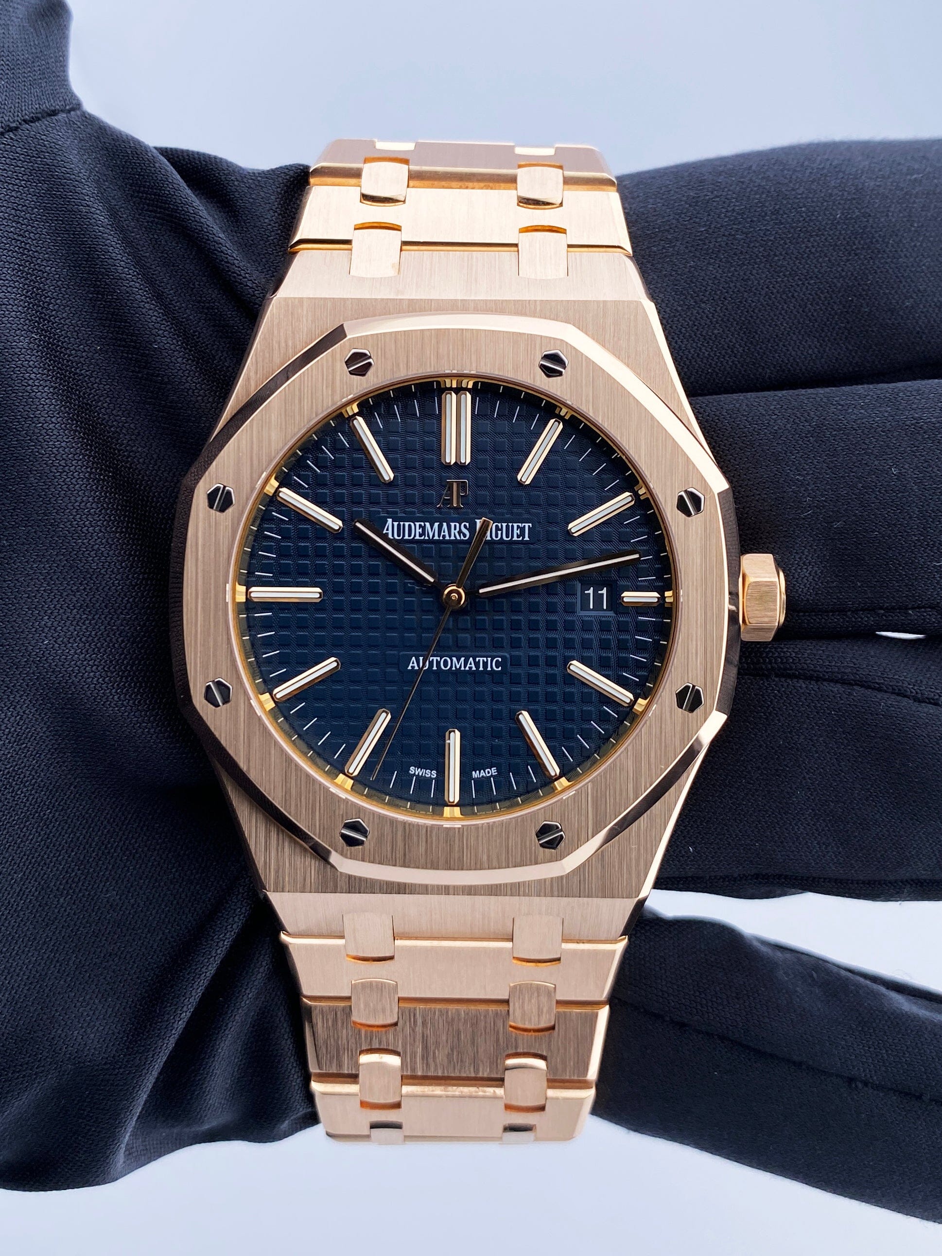 Audemars Piguet Royal Oak 15400OR Blue Dial 18K Rose Gold Mens Watch Box Papers