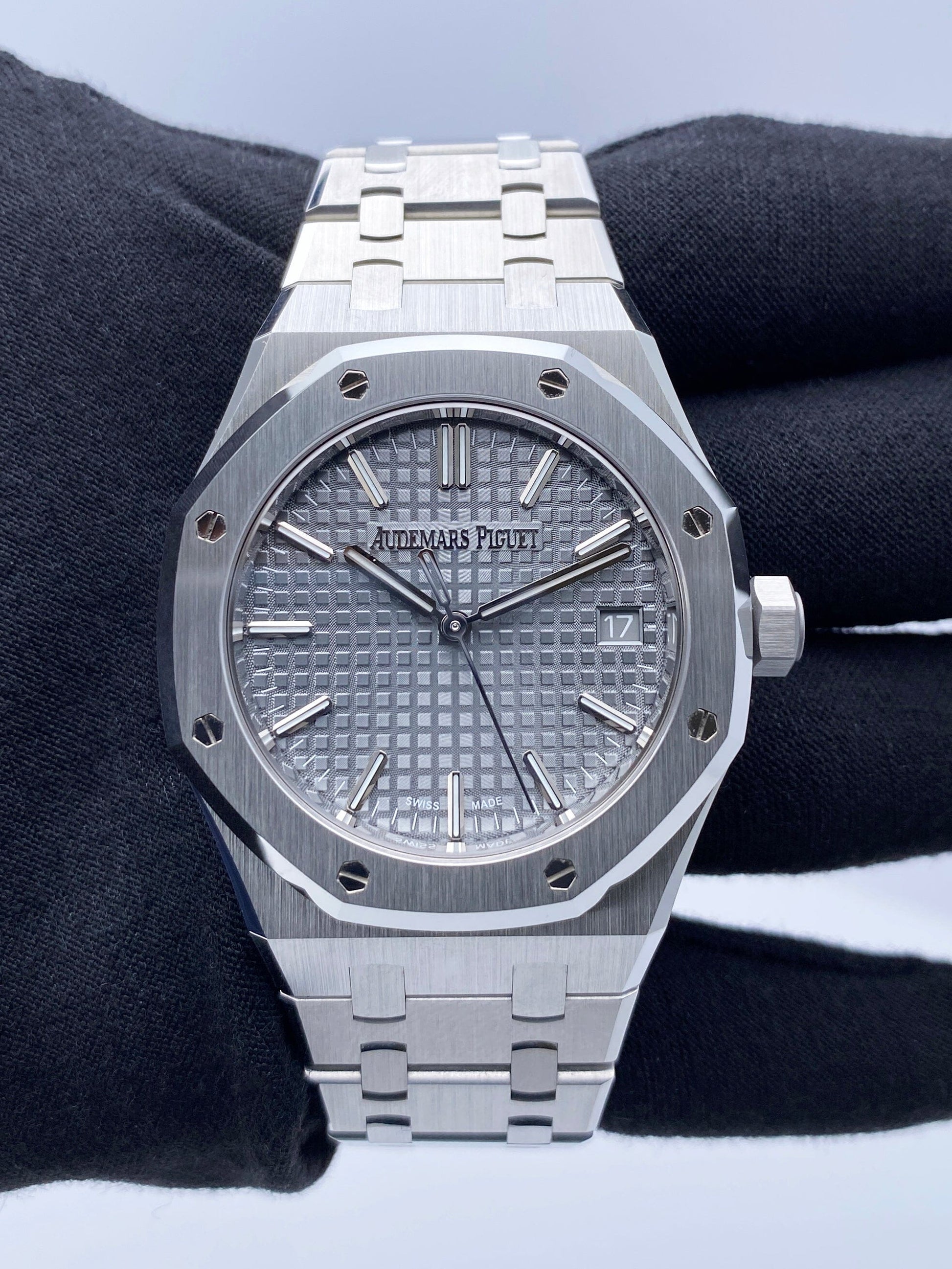 Audemars Piguet Royal Oak 15550ST Gray Dial Mens Watch Box Papers