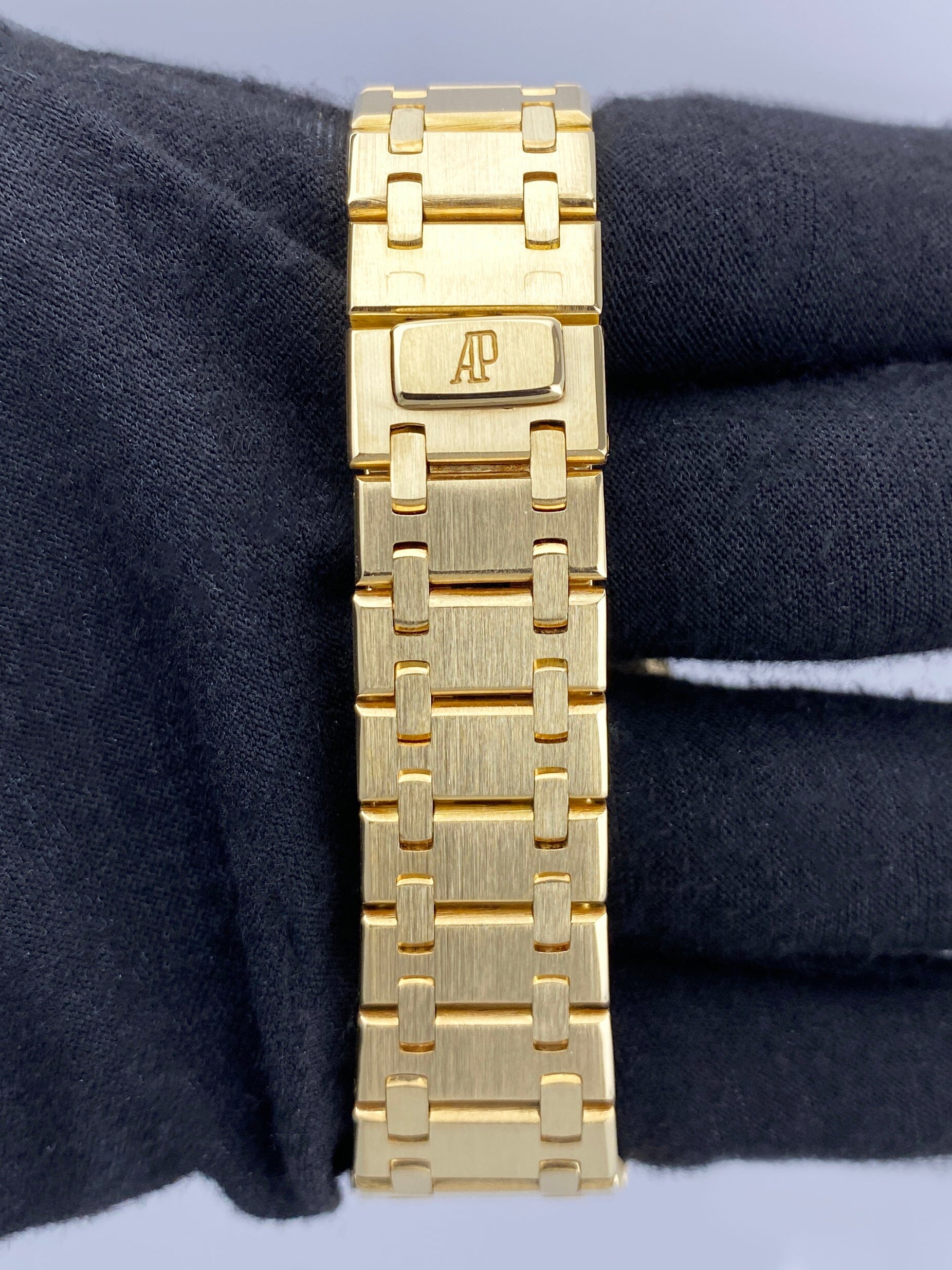 Audemars Piguet Royal Oak 18K Yellow Gold Ladies Watch