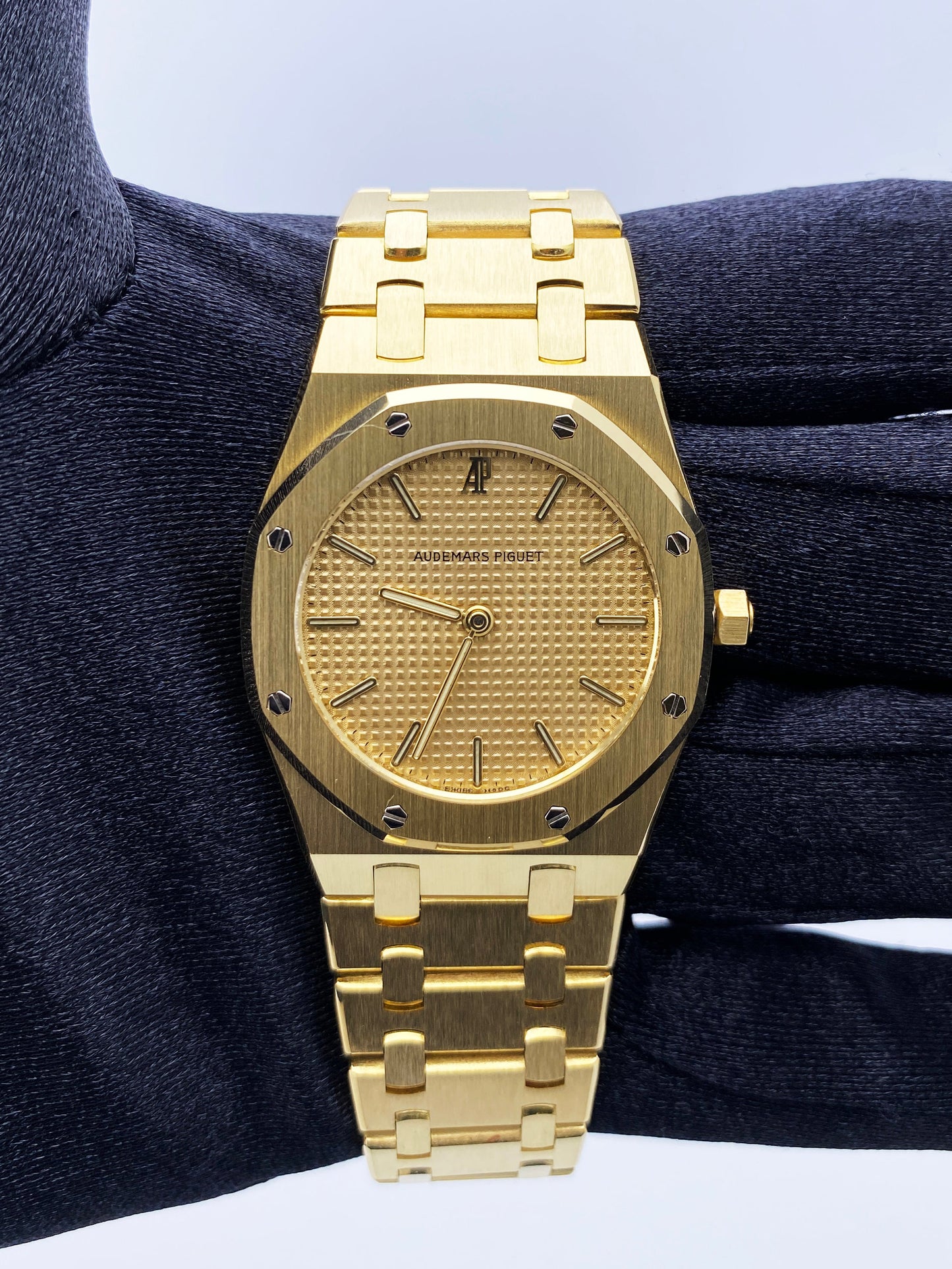 Audemars Piguet Royal 56303BA 18K Yellow Gold Watch