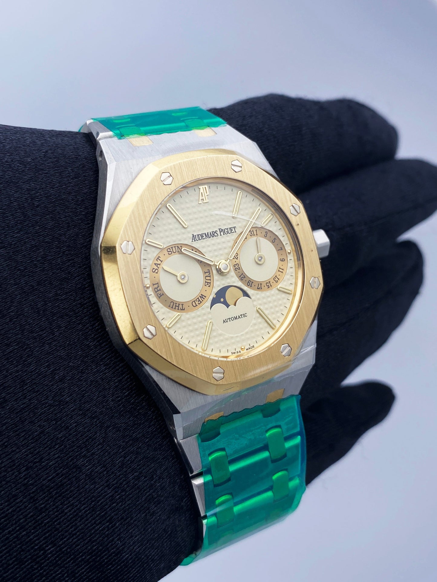 Audemars Piguet Royal Oak 25594SA Moonphase Watch Box Papers