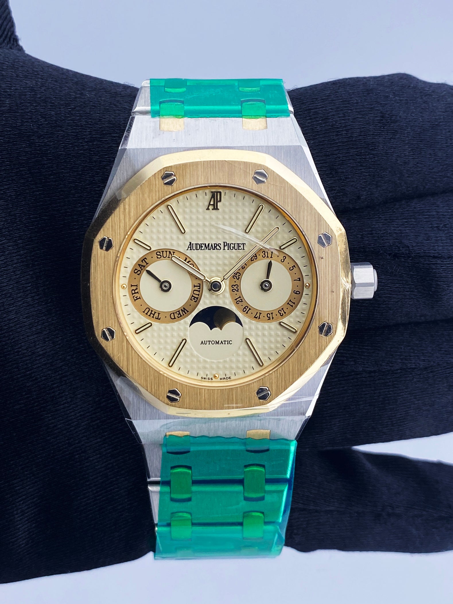 Audemars Piguet Royal Oak 25594SA Moonphase Watch Box Papers