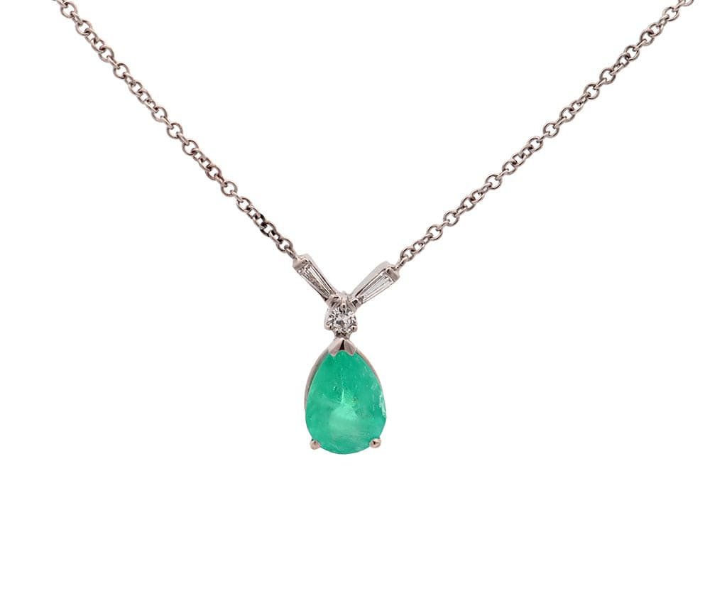 2.75ct Pear Cut Emerald and 0.15ctw Diamond Pendant Necklace in 14K