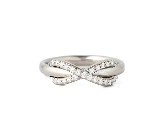 Tiffany & Co. 0.13ctw Diamond Infinity Collection Ring in 18K